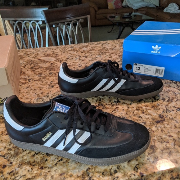 adidas samba short tongue